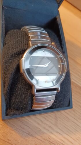 Vintage Collectible Westair Quartz Watch-stainless Steel Romano Japan 2035  Wristwatch - Etsy