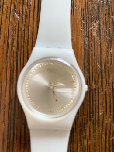 WATCH SWATCH WHITE MOUSE LW148 | WatchCharts