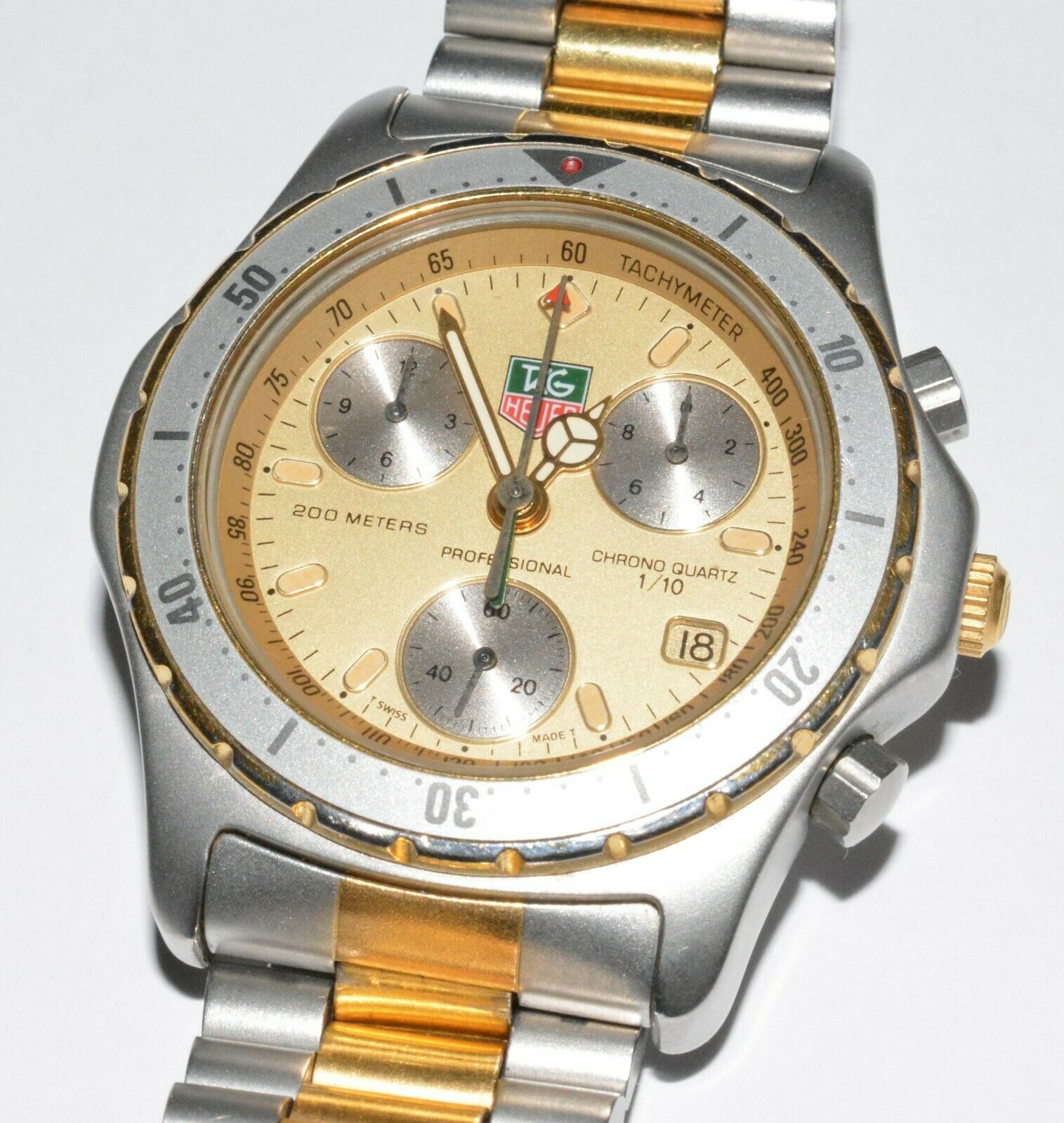 TAG Heuer 2000 Series 575.406