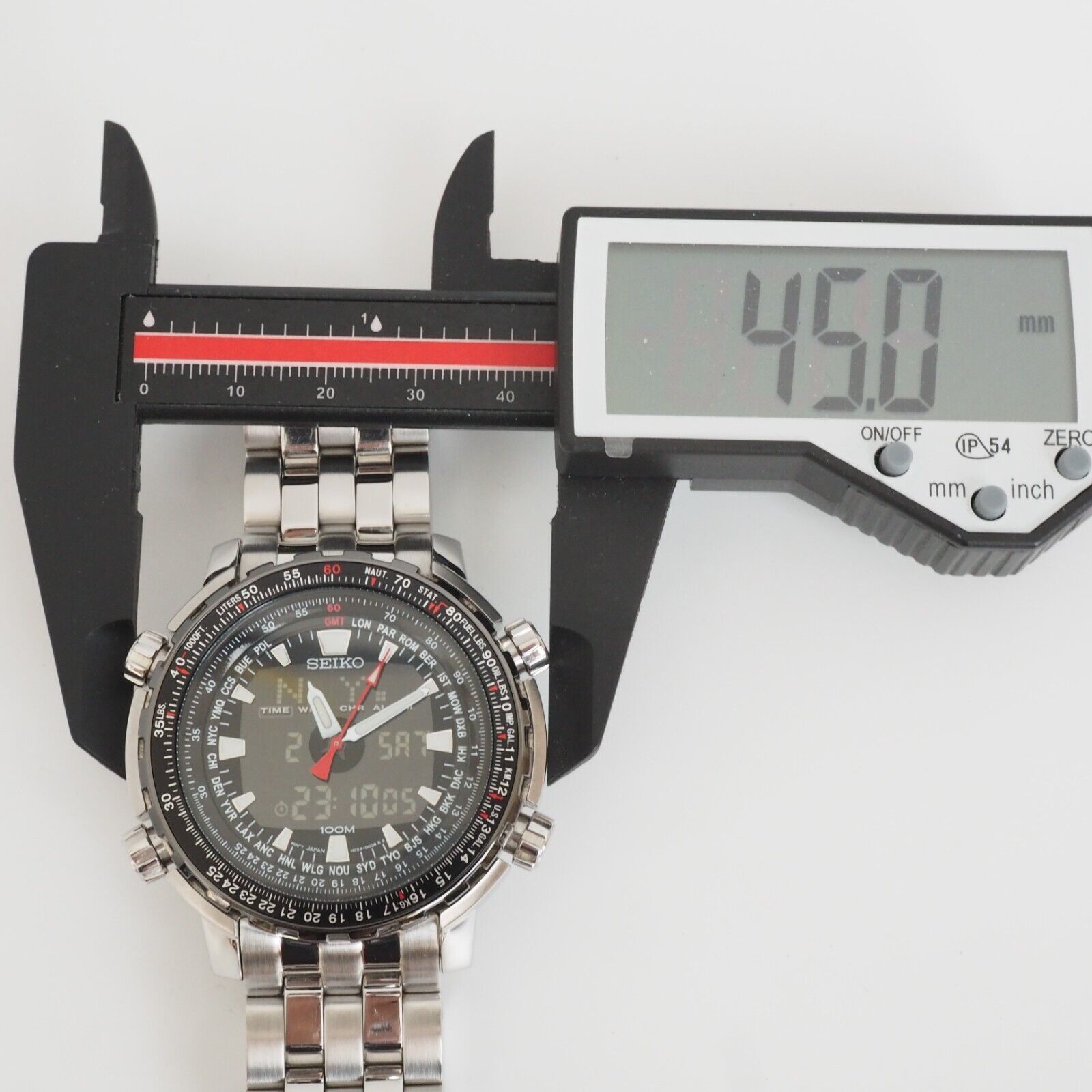 Seiko H023-00G0 GMT World Time Flight Analog Digital Chronograph 