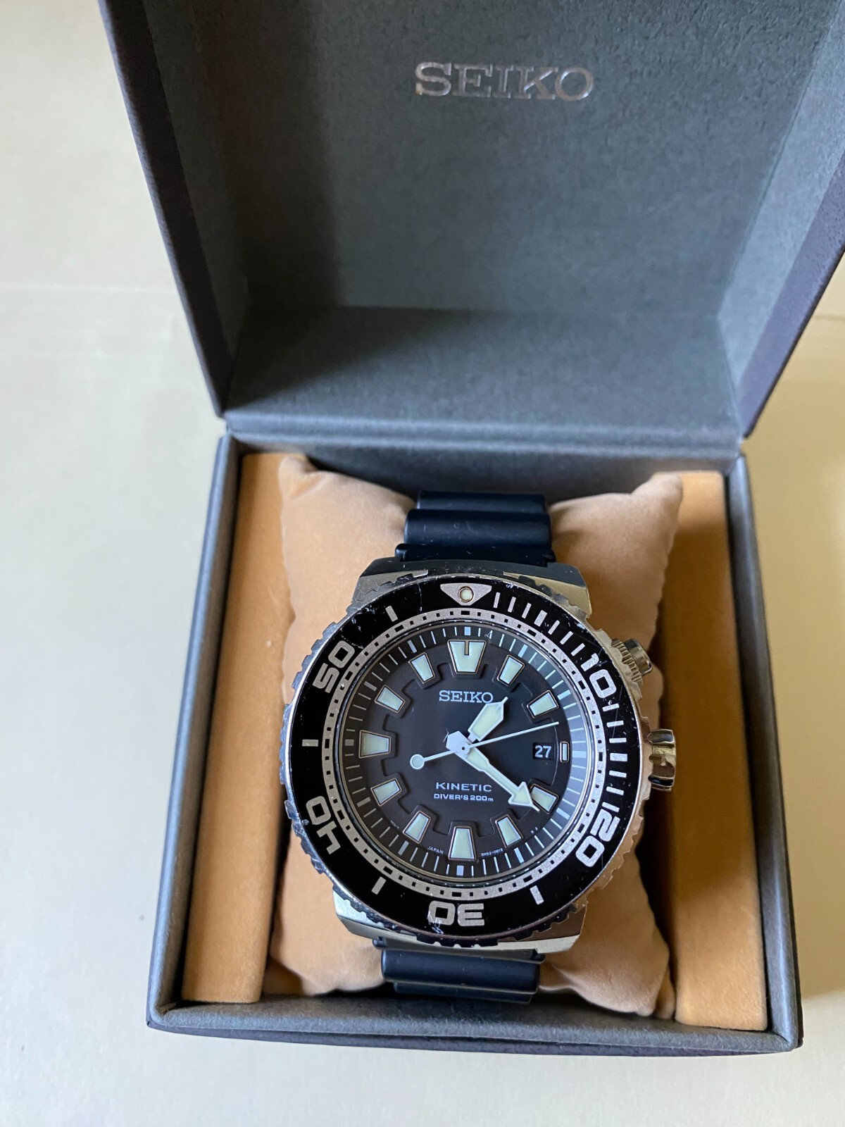 Seiko Caesar Kinetic Diver 200M SKA383 Men Watch | WatchCharts