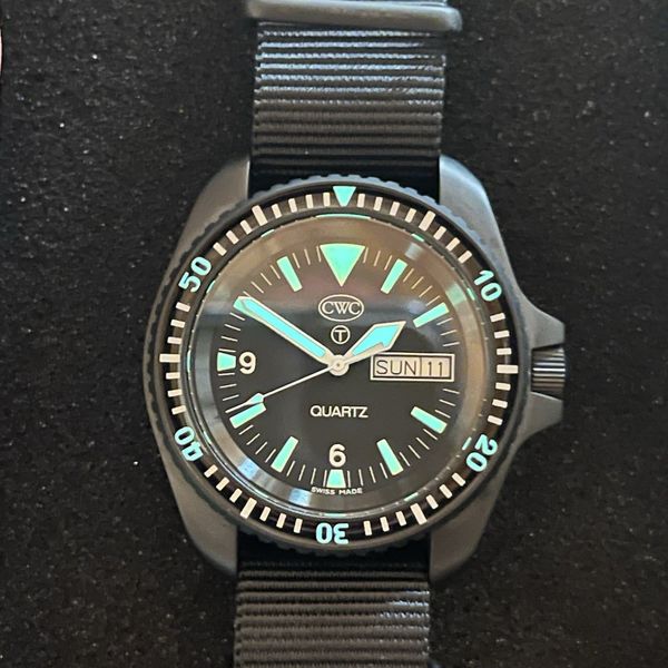 CWC 1987 SBS Quartz Diver Reissue | WatchCharts Marketplace