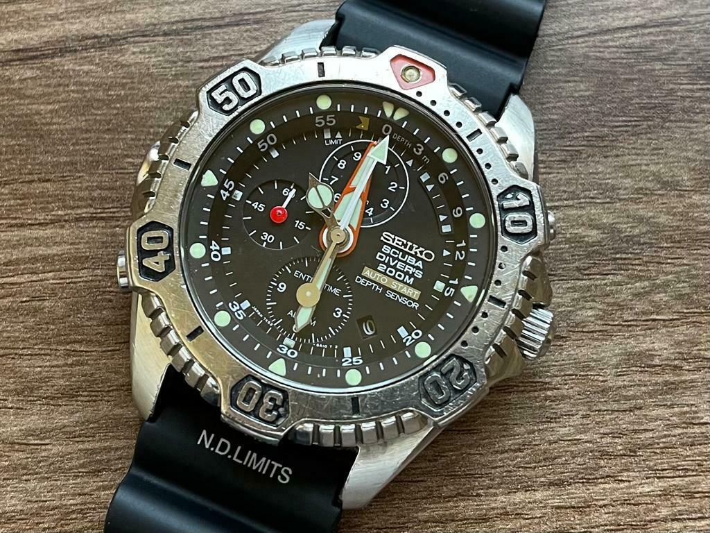 Seiko Scuba 7K52-6A19 Diver Chronograph Date Alarm Quartz For Parts   | WatchCharts