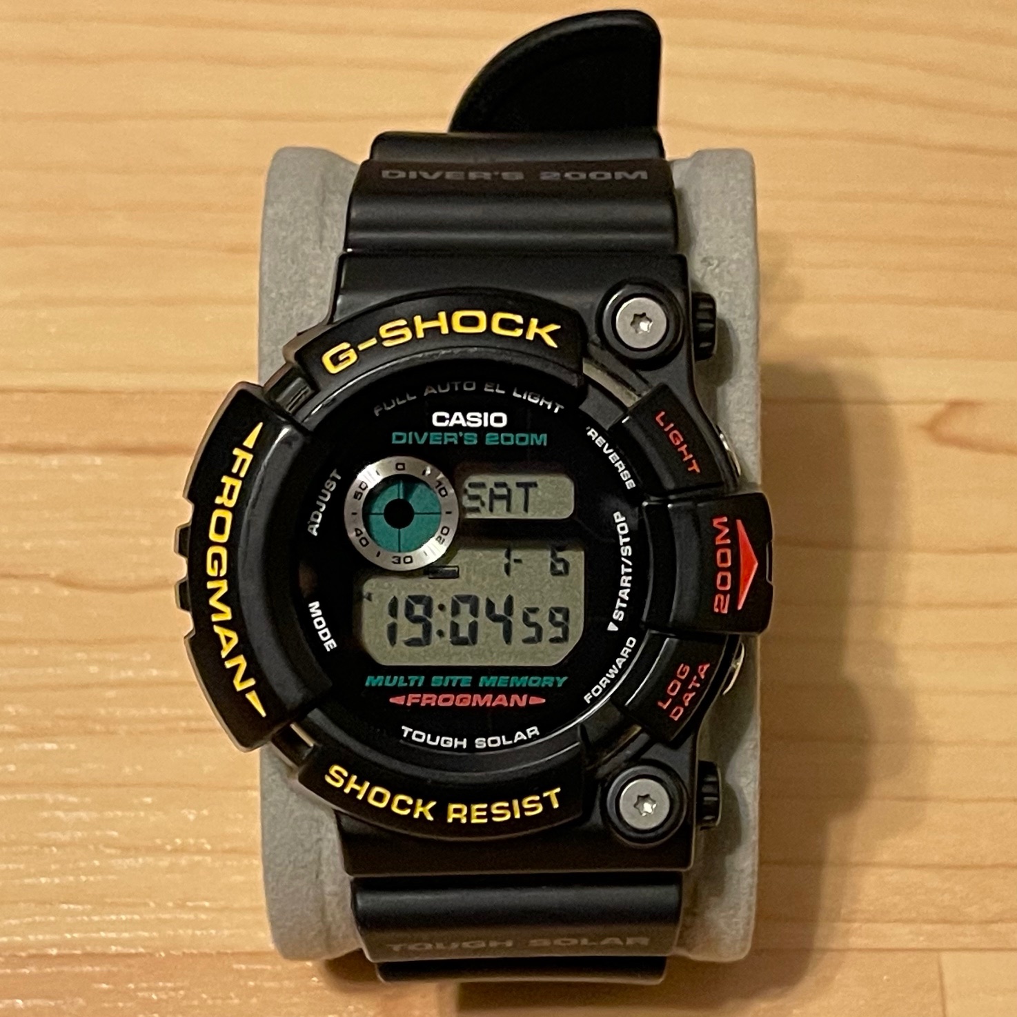 [WTS] Casio G-Shock GW-200Z-1 Final Frogman Tough Solar 