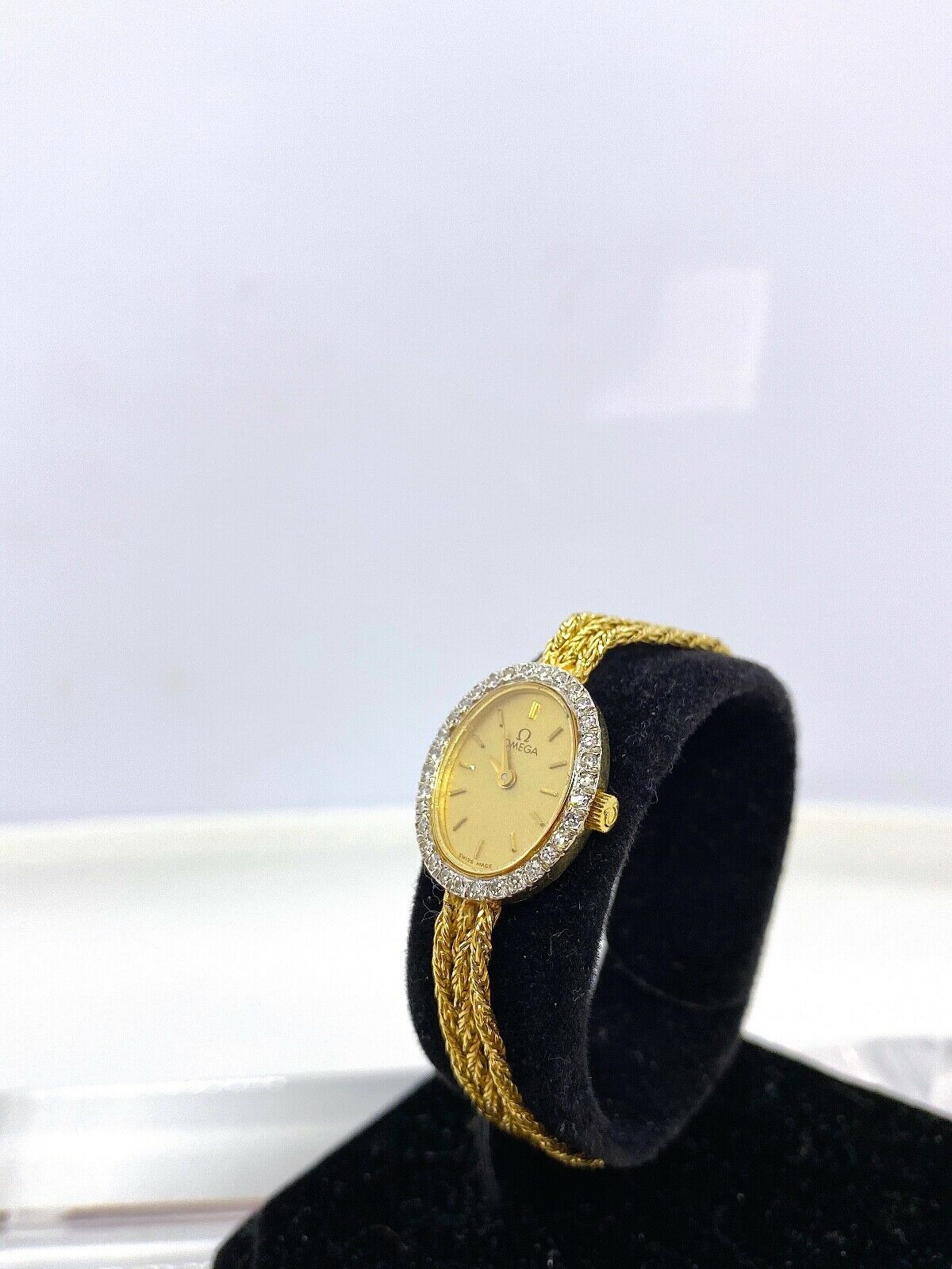 Vintage Ladies 14k Yellow Gold Omega Rope Chain Watch With Diamond