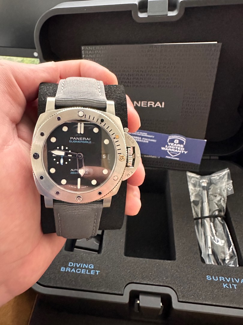 New Panerai Submersible 44mm PAM01229 PAM1229 WatchCharts