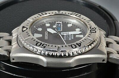 Seiko 5M63-0B40 SBCZ005 Grey Ghost 200m Diver Kinetic Titanium