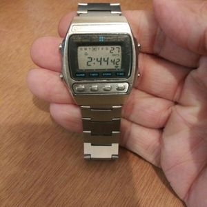 Vintage 1980 Seiko A547-5059 Sports 100 LCD Digital Watch Rare!! |  WatchCharts