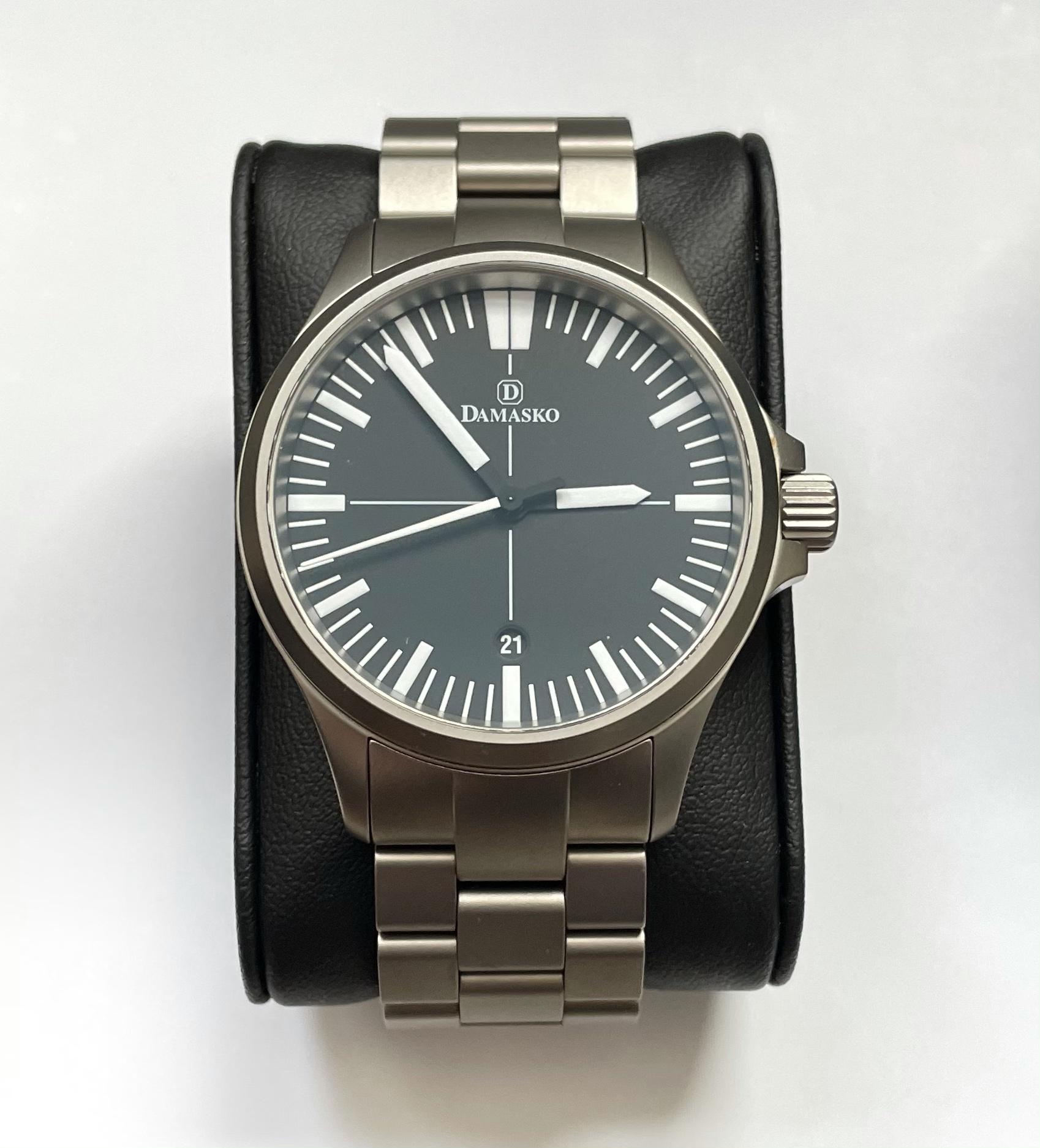 Damasko DS30 Windup Edition with factory bracelet WatchCharts