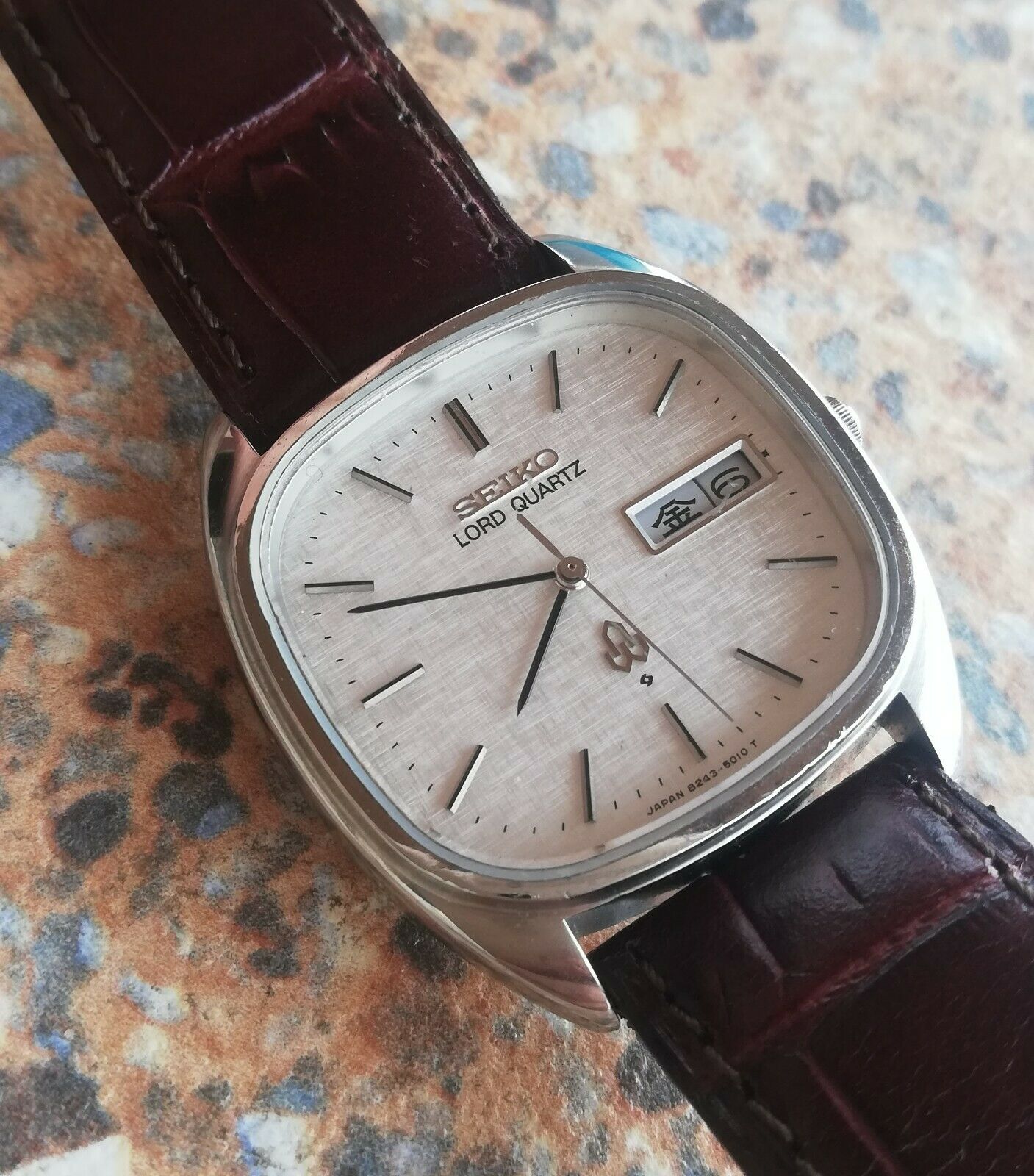 Vintage Seiko Lord Quartz JDM Kanji 8243 5010 August 1979 Textured 