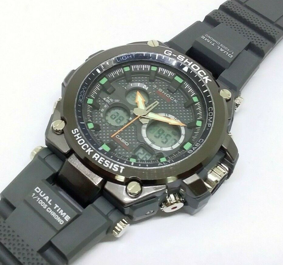 USED MEN'S MT-G CASIO G-SHOCK 5369 MTG-S1000D TOUGH SOLAR WR20BAR