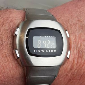 HAMILTON MAN IN BLACK 121130 PULSAR P3 DIGITAL MEN'S WATCH MIIB