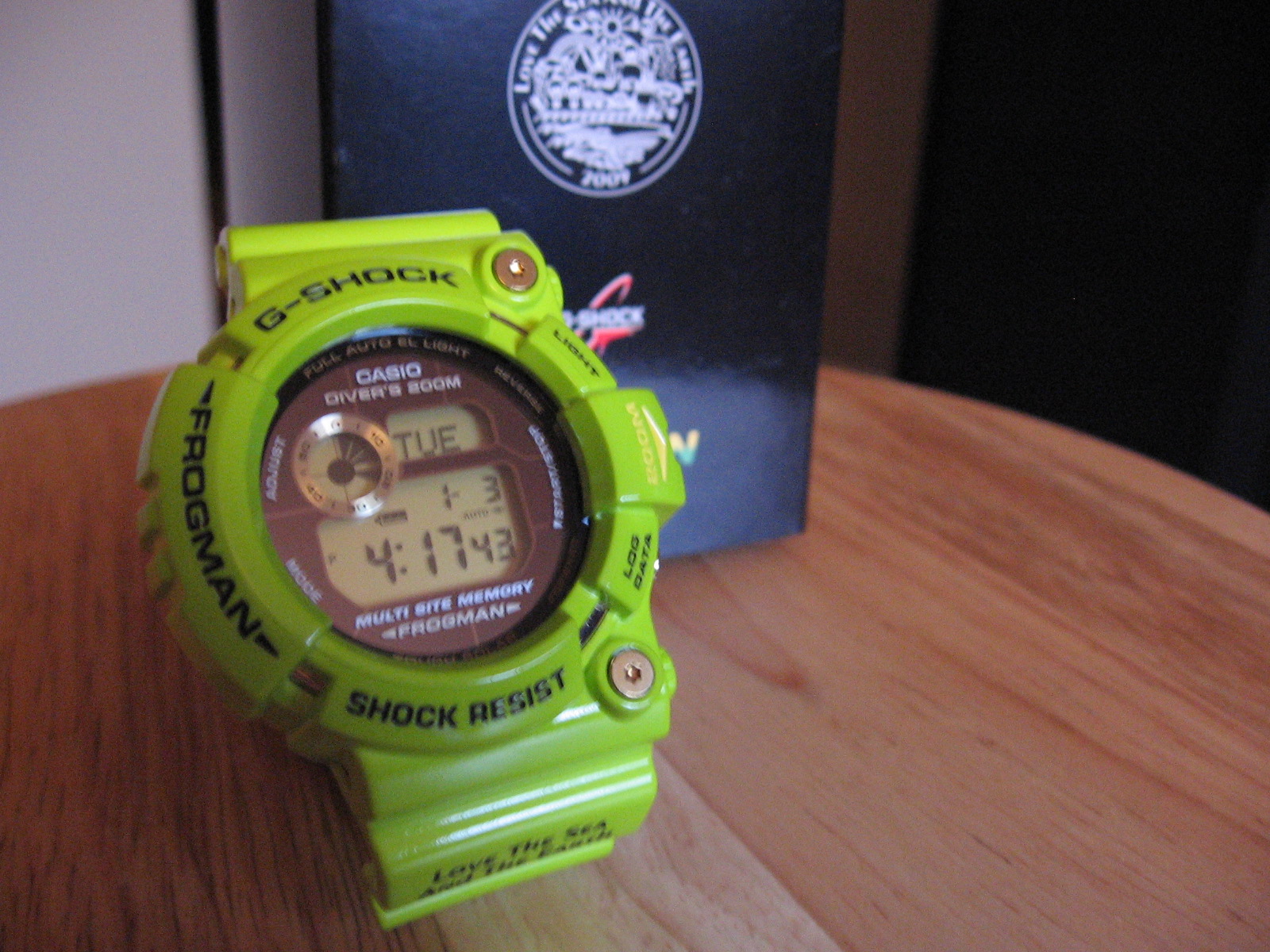 G-Shock GW-200F-3JR Frogman GREEN KERMIT very rare frogman casio