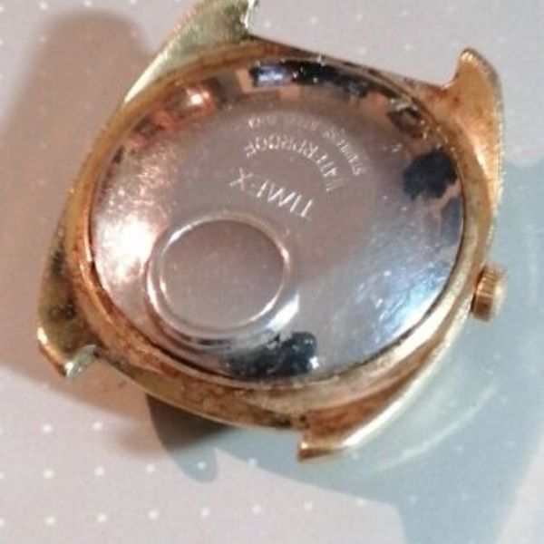 Montre Timex Vintage Mécanique - Pour Homme, Cadran Blanc, Boîtier Chromé - Non Fonctionnelle, Balancier Libre