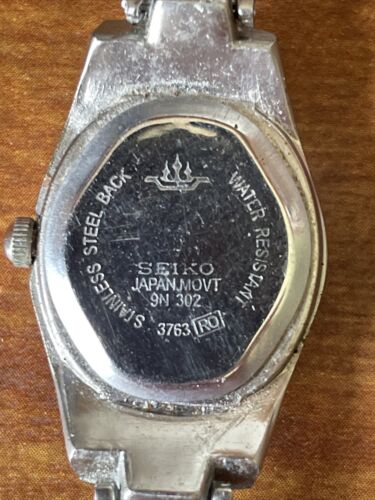 Vintage SEIKO Quartz Pink Dial Ladies Watch - 9N 302 3763 RO Japan