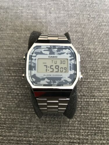 casio retro camo
