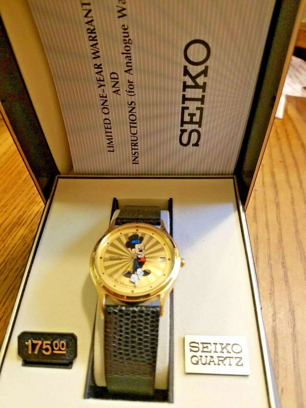 Vintage Seiko Quartz Mickey Mouse Watch Hollywood Mickey Walt