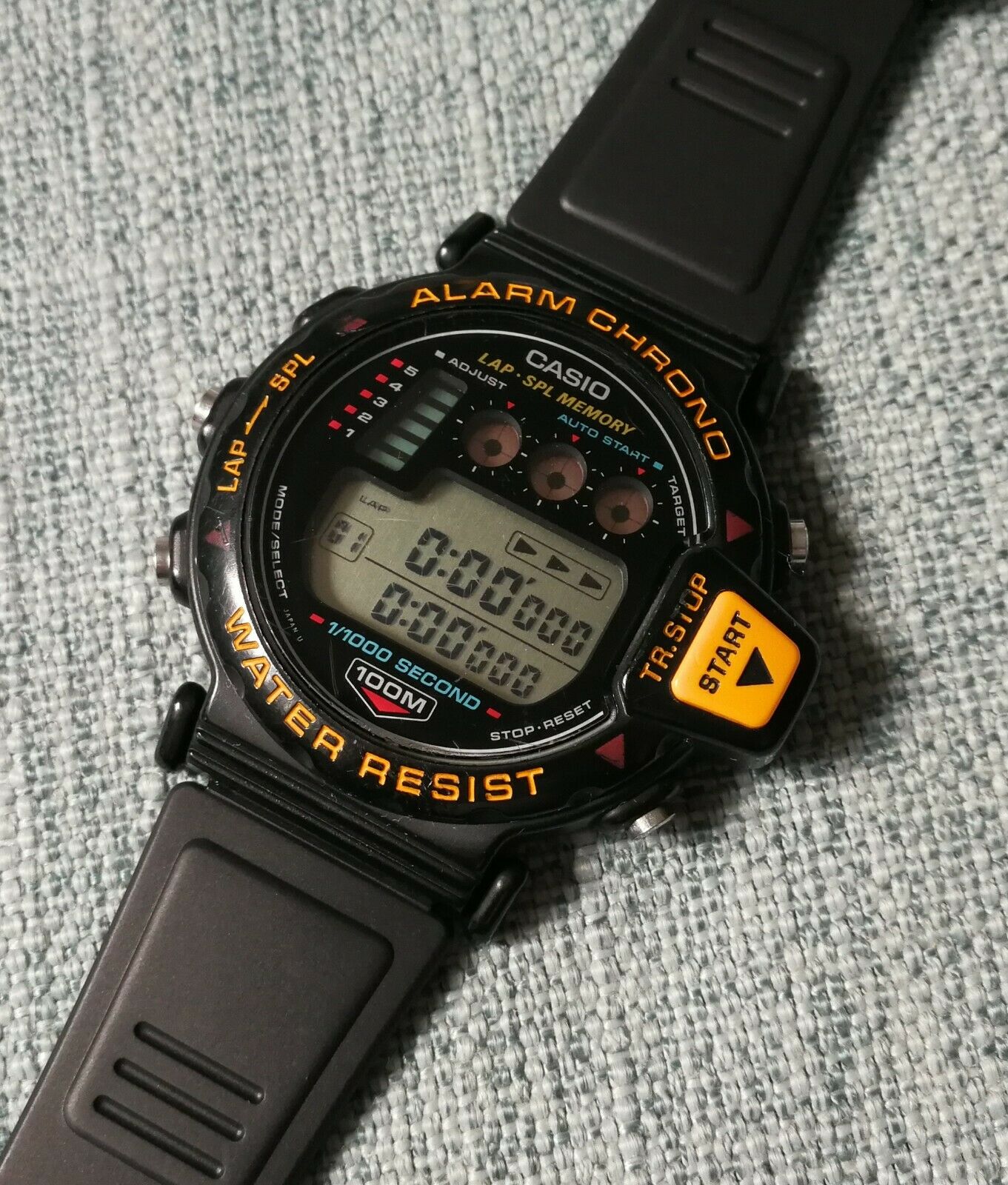 vintage casio cbx-1000 1/1000 second chrono alarm lcd watch japan