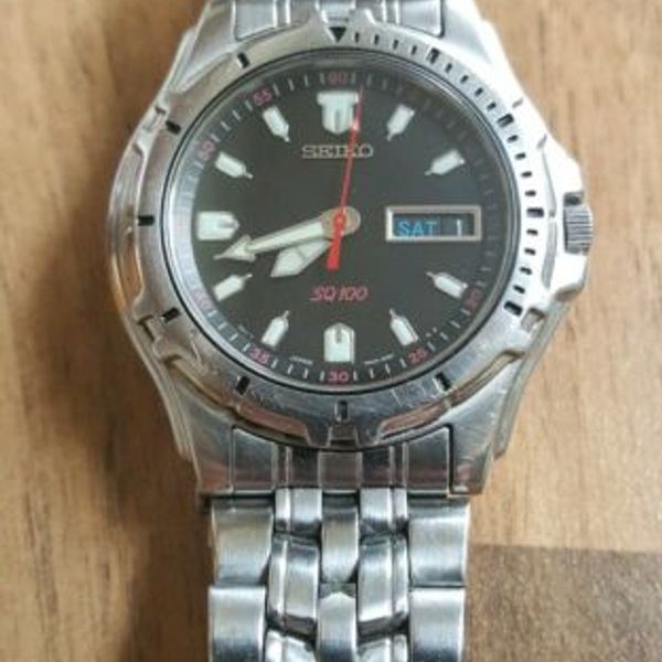 Vintage Seiko SQ100 Sports Diver 7N43-8210 Black Dial Watch