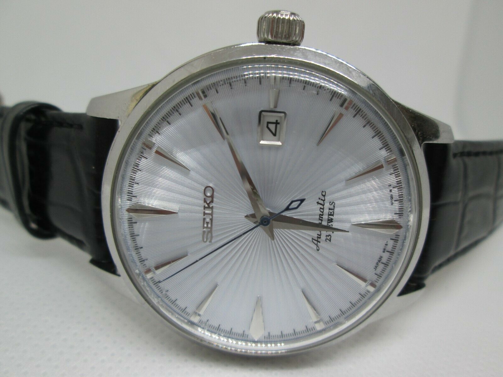 時計SEIKO オートマチック　6R15-01S0