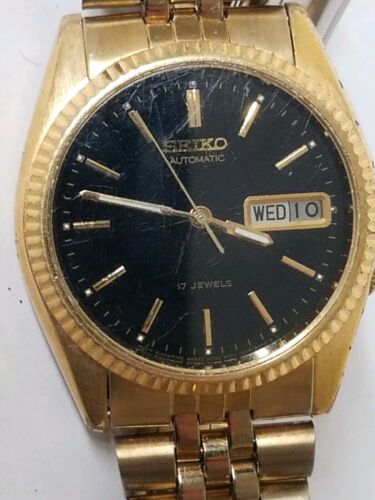 VINTAGE MENS SEIKO (7009-3119) 17 JEWEL AUTOMATIC WATCH. RUNS IN GOOD ...