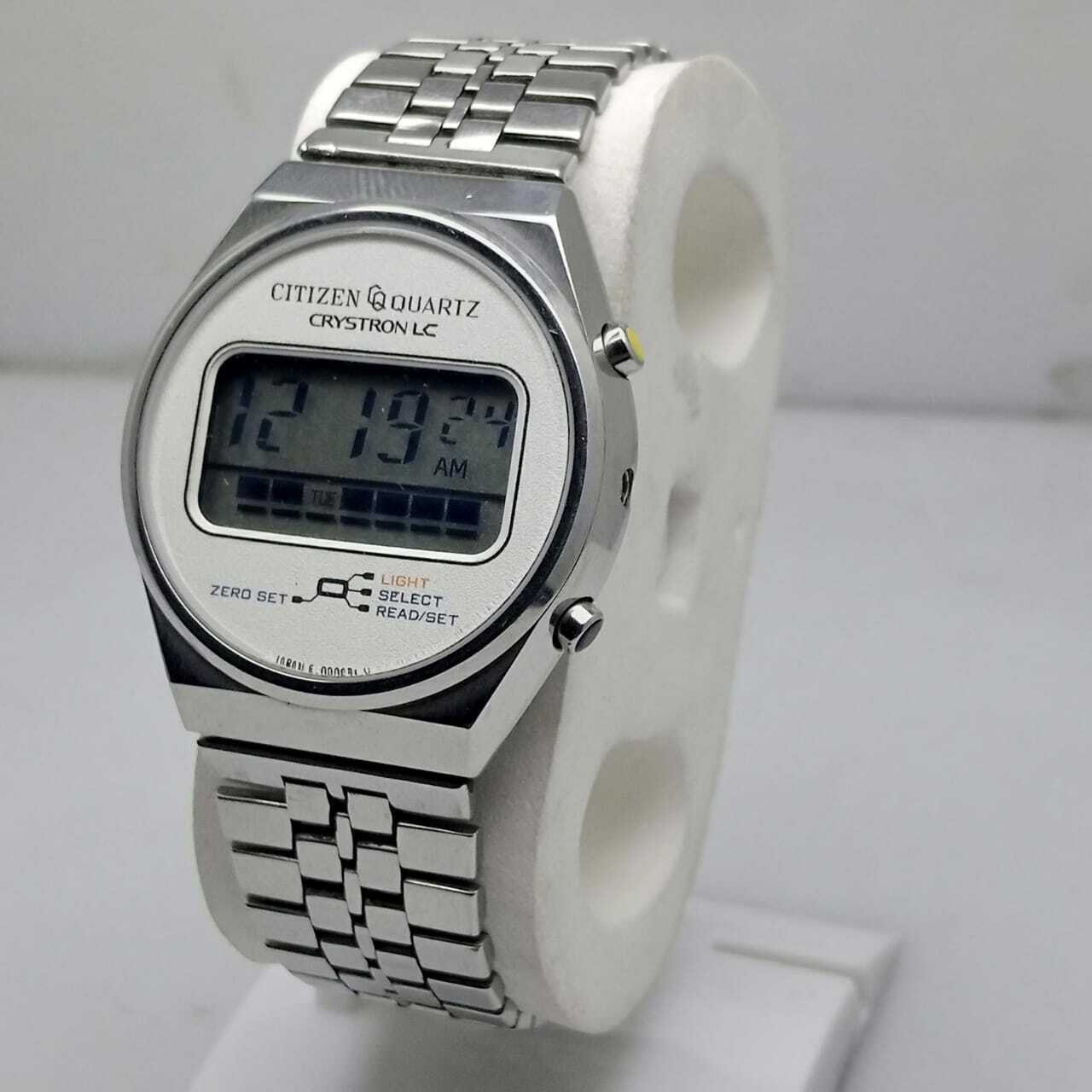 Vintage Rare Citizen Crystron LC Quartz Digital Watch 50 1077 Japan WatchCharts Marketplace