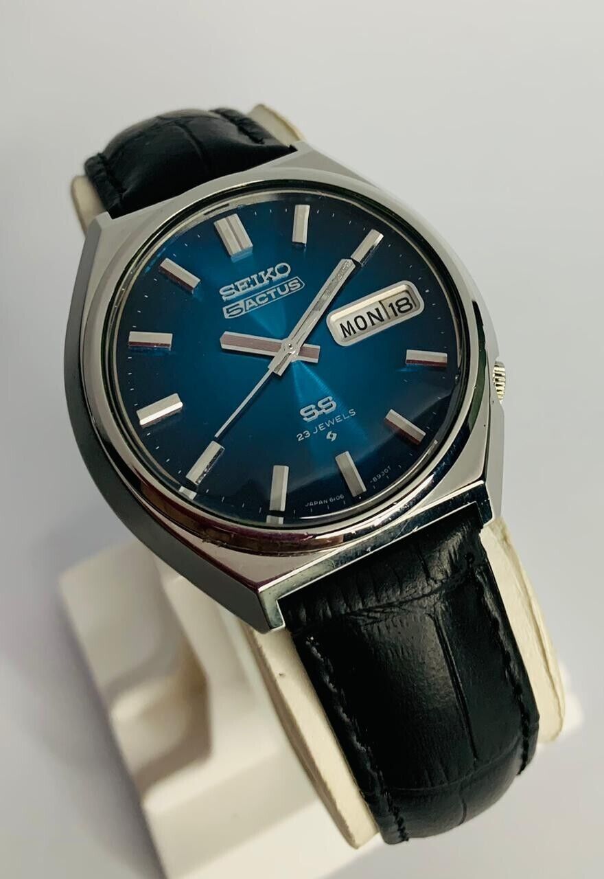 Seiko 5 Actus SS 6106-8690 Vintage 23 Jewels Day & Date Automatic