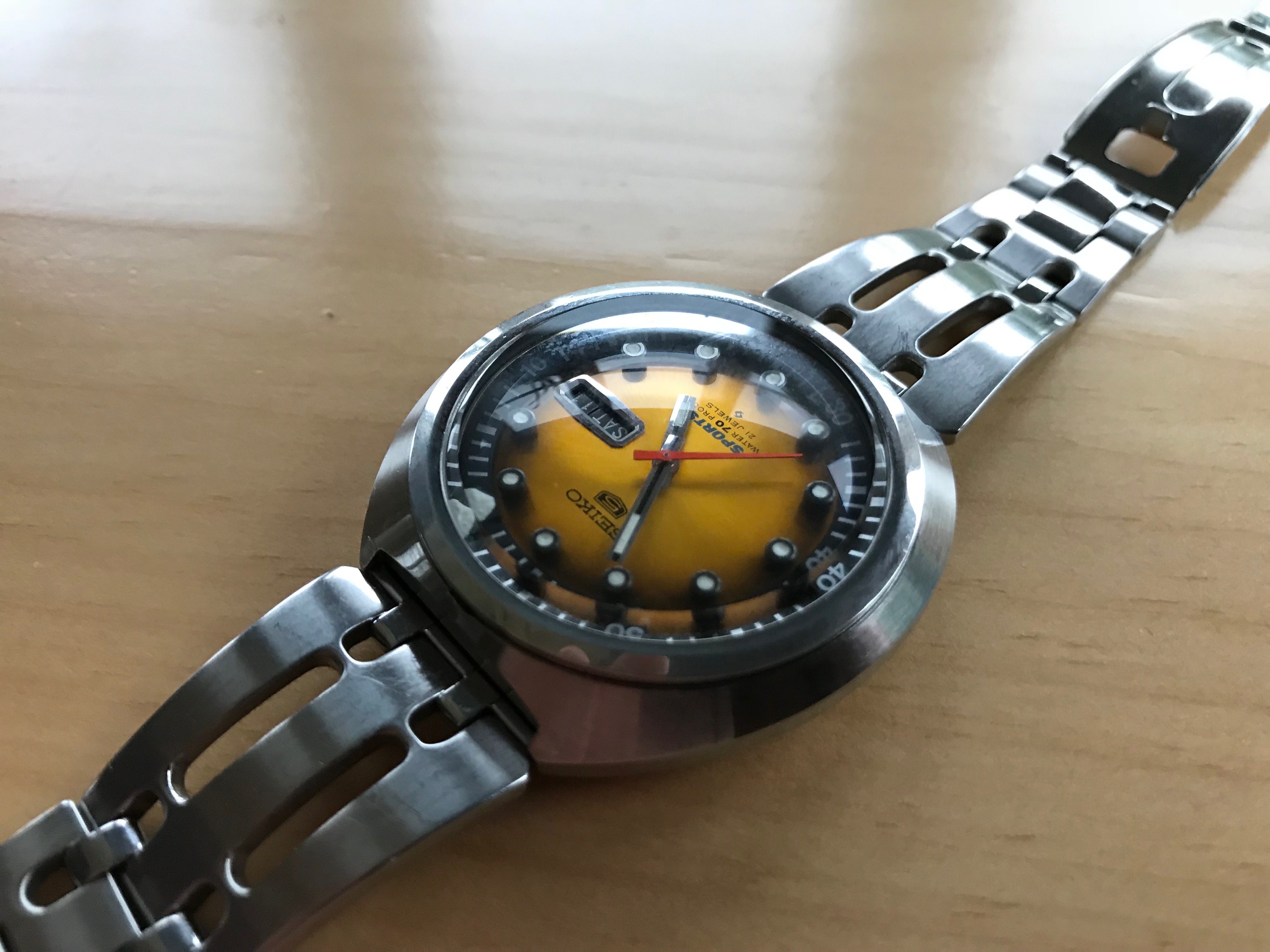 For Sale, Seiko 6119-7160 from March 1969, Yellow Sushi Roll, Excellent  Condition | WatchCharts
