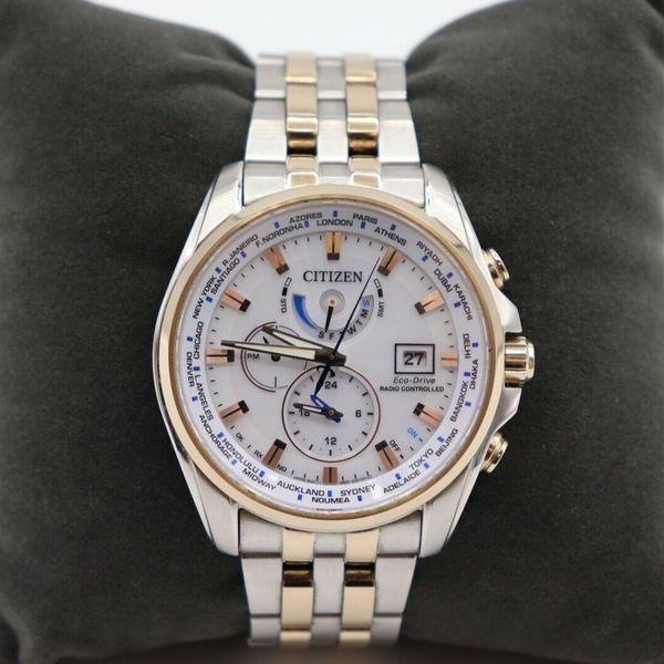 Citizen Eco Drive Radio Controlled H820 S092043 Armbanduhr bicolor