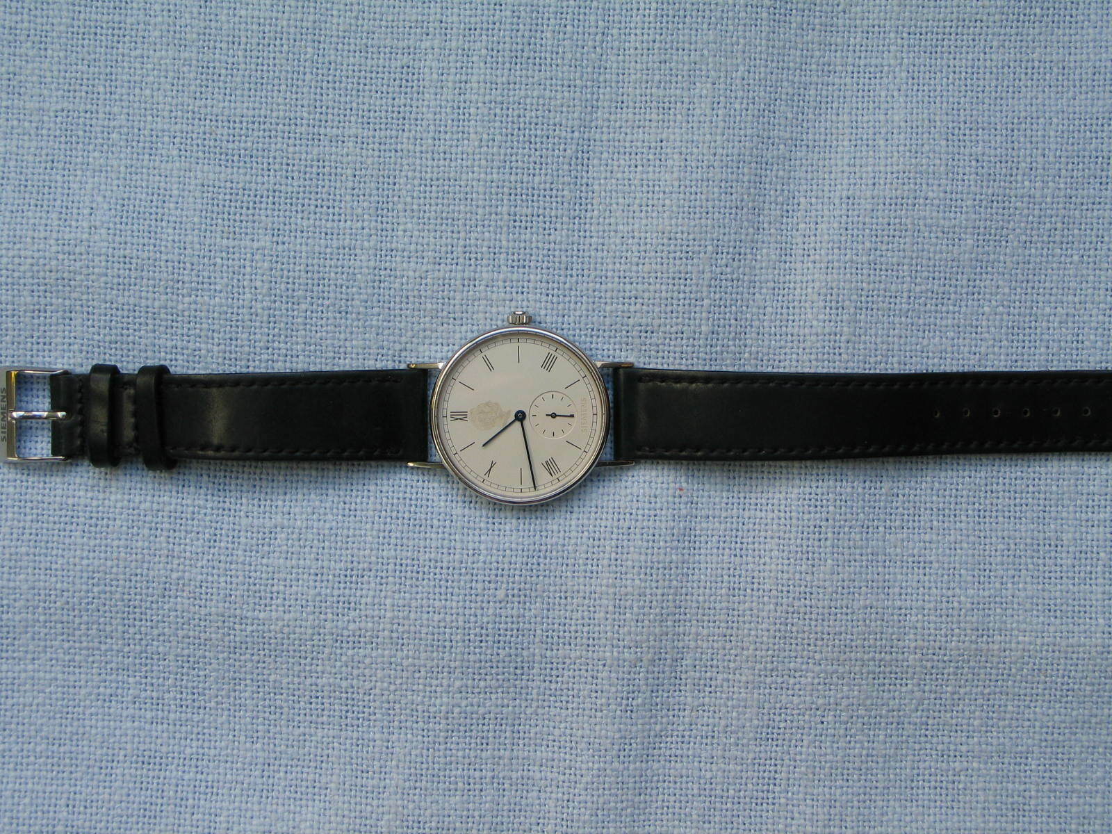 Nomos Glash tte Ludwig Siemens 35 mm Uhr WatchCharts Marketplace