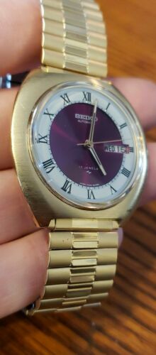 VINTAGE SEIKO 7006-8029 AUTOMATIC MEN'S DRESS DAY/DATE WRIST WATCH