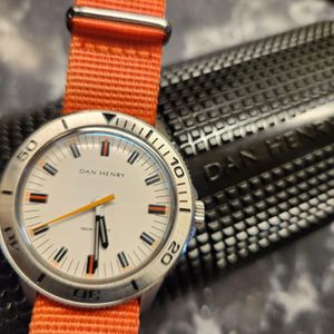 DAN HENRY 1975 Skin Diver Men 37mm Black/Steel Quartz | WatchCharts  Marketplace