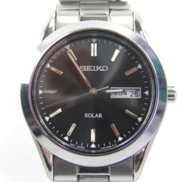 Mens Seiko Solar V158-0AB0 day date stainless steel dress wrist watch |  WatchCharts