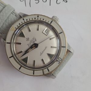 Zodiac Red Silver Dot. model 206.11.01 | WatchCharts Marketplace