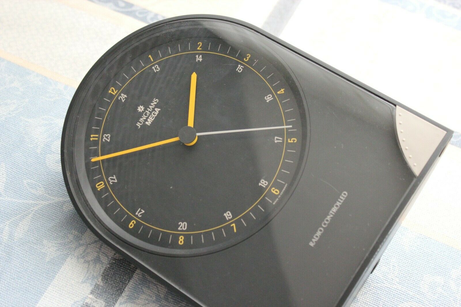 JUNGHANS Mega 364 6101 .00 Table Clocks Radio Clock WatchCharts