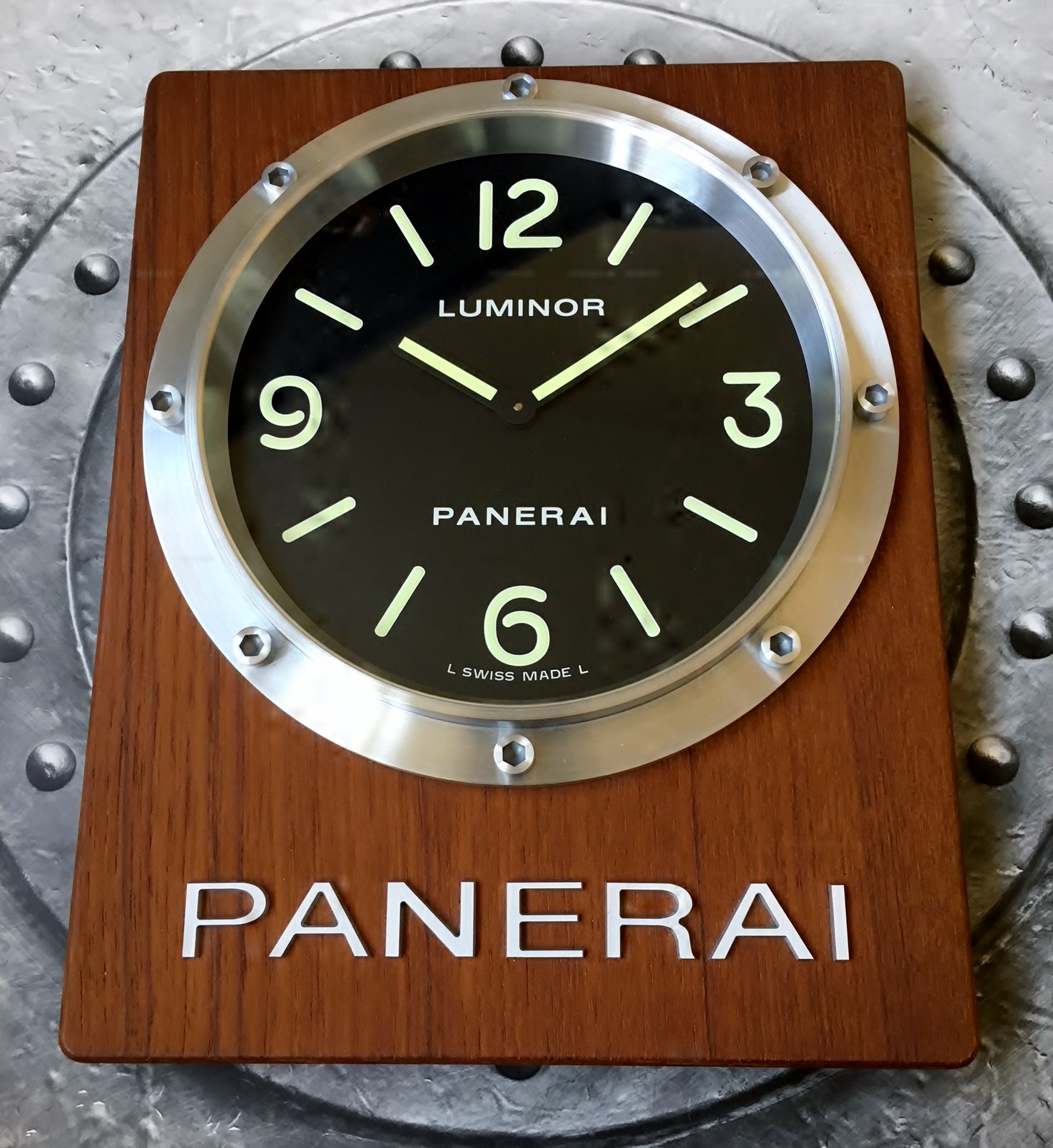 Where to source PAM 255 replica Replica Watch Info