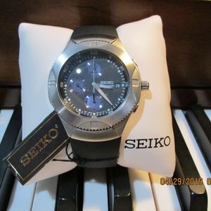 Seiko Watch 100M Quartz 7T92-OAXO Chronograph | WatchCharts