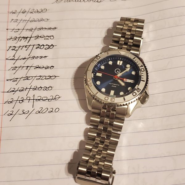 [WTS] Islander Red October #39/200 | WatchCharts Marketplace