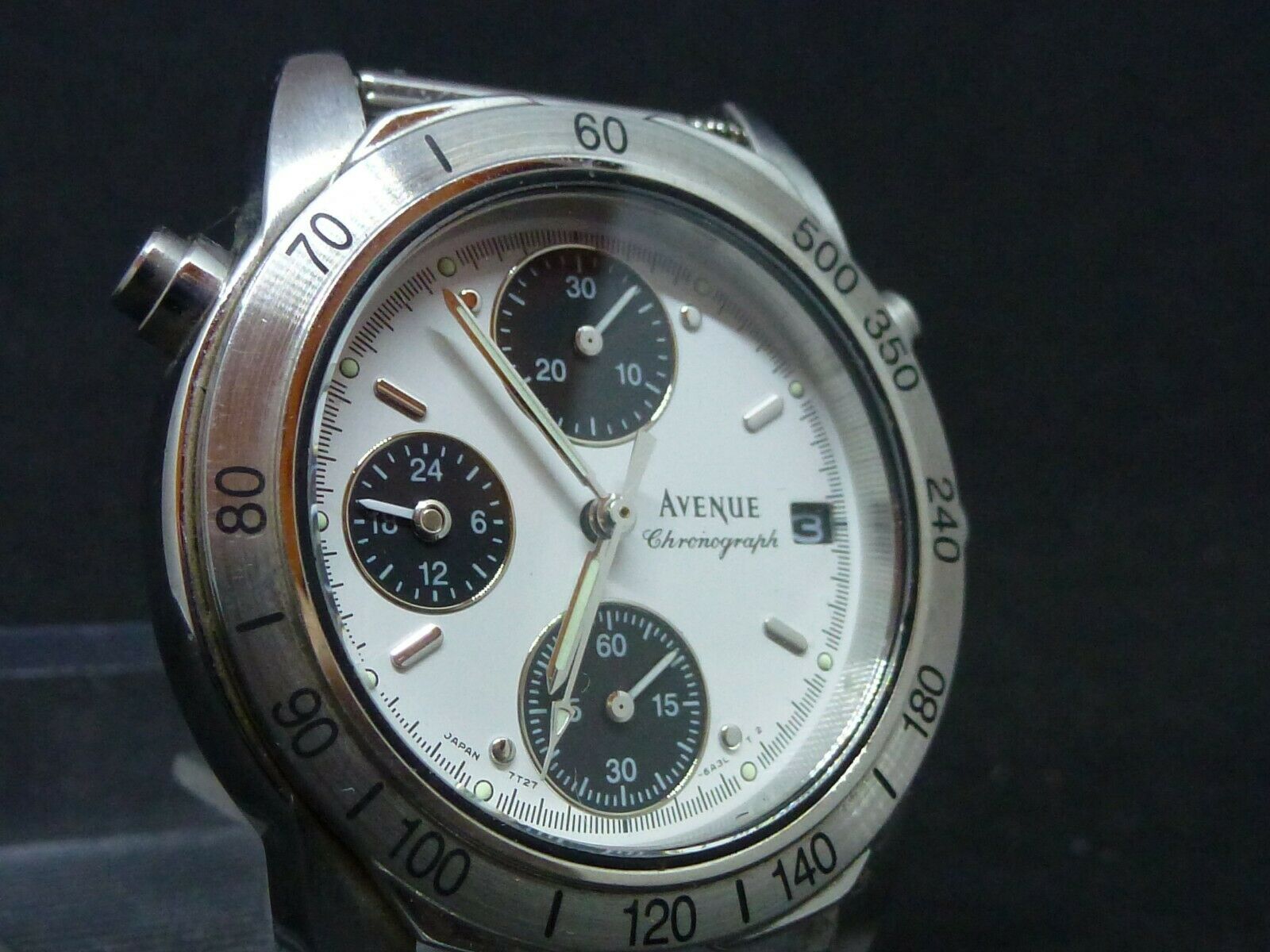 9b7b515e-00b7-49fc-bb0b-