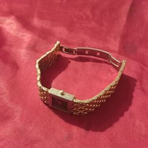 Chanel Paris Plaque G20M Gold Plated Ladies Swiss Made