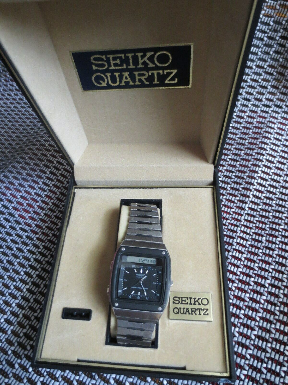 Very Rare Vintage James Bond Seiko H357-5049 LCD Digital Watch - 1980's |  WatchCharts