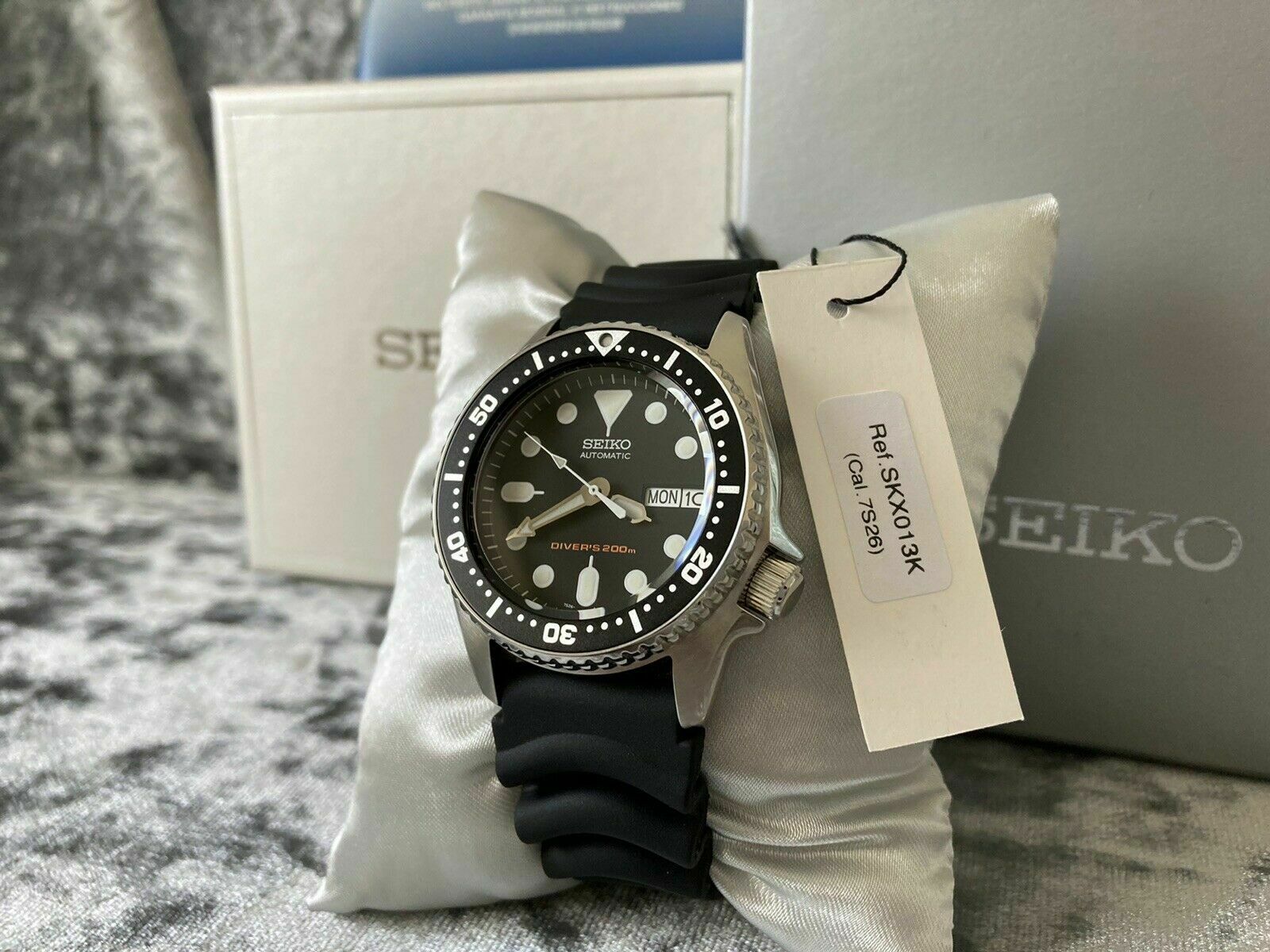 Seiko SKX013 K1 Black Automatic Watch 38mm SKX013K1 SKX Scuba Diver UK  Stock NOS | WatchCharts