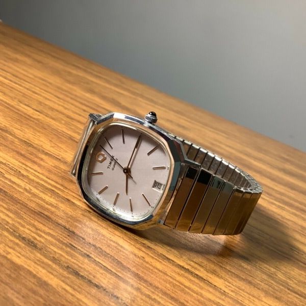 timex Q quartz date mens watch from 80s! new batt mint shape not a