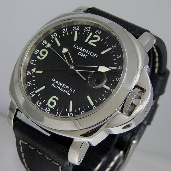 Luminor panerai titanium 300m best sale