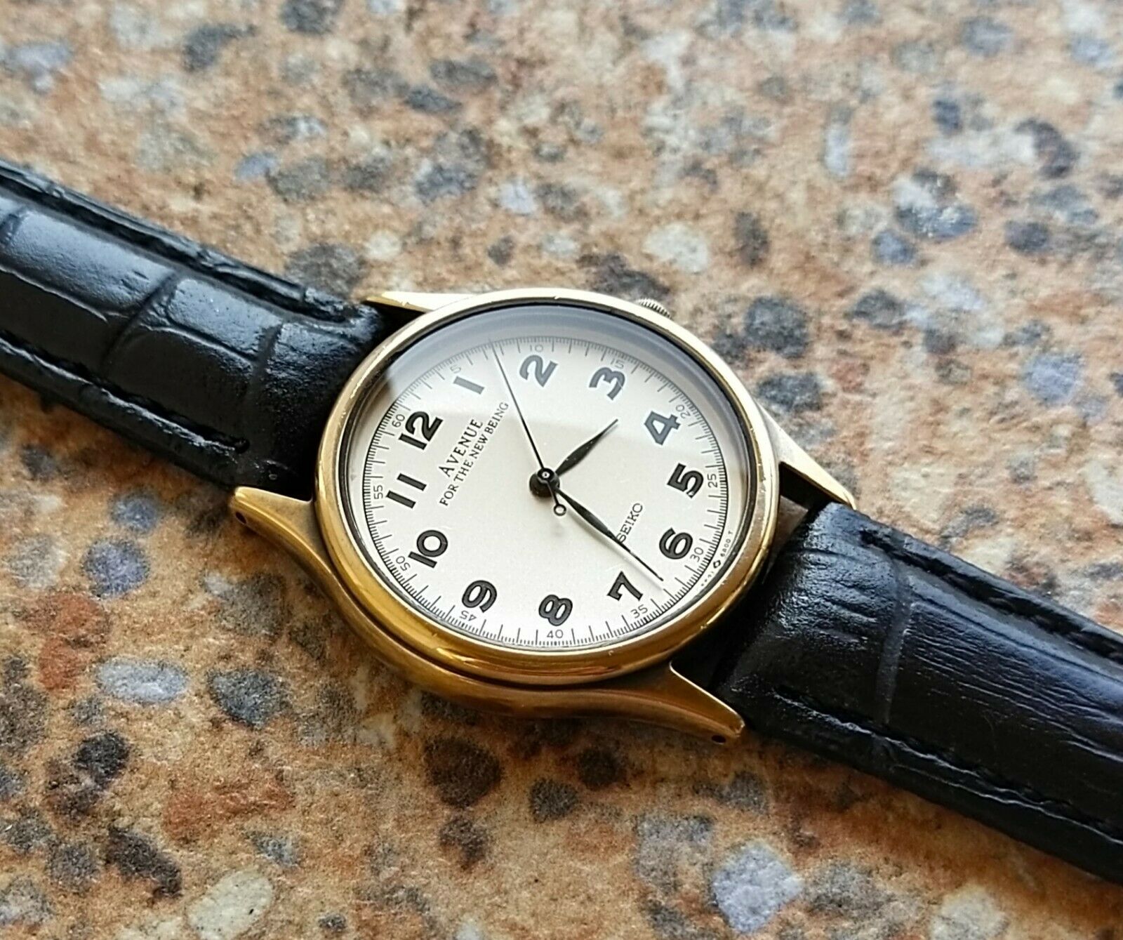 Rare Seiko Avenue Quartz 5S21 6A10 February 1988 Sweep Second Hand