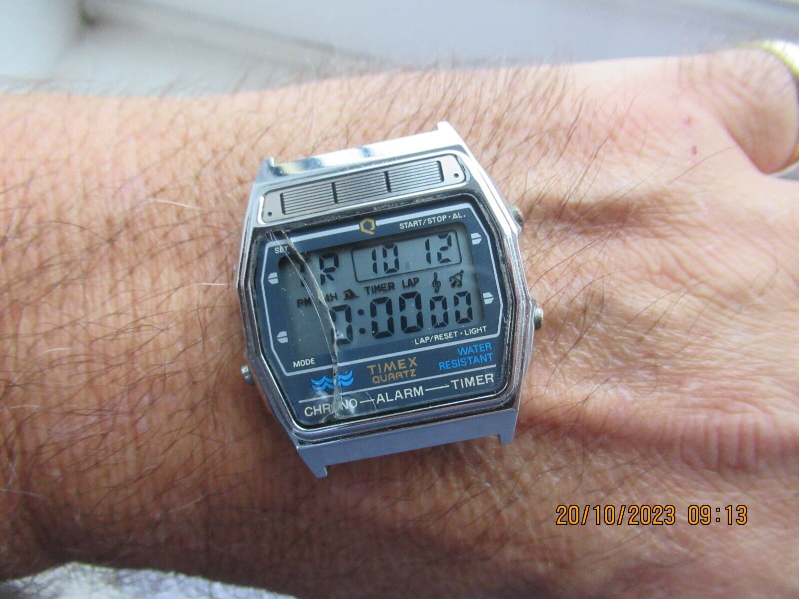Timex Q CHRONO・ALARM・TIMER イエロー　デジタル腕時計 Timex Q CHRONO・ALARM・TIMER イエロー デジタル腕時計 メンズ