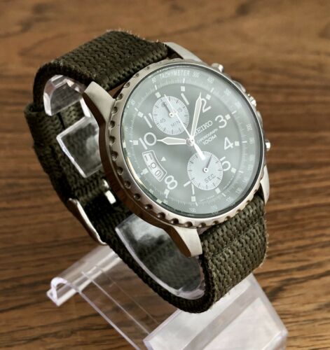 Seiko 7T94-0AH0 Men's Green Military Chrongraph Watch - New