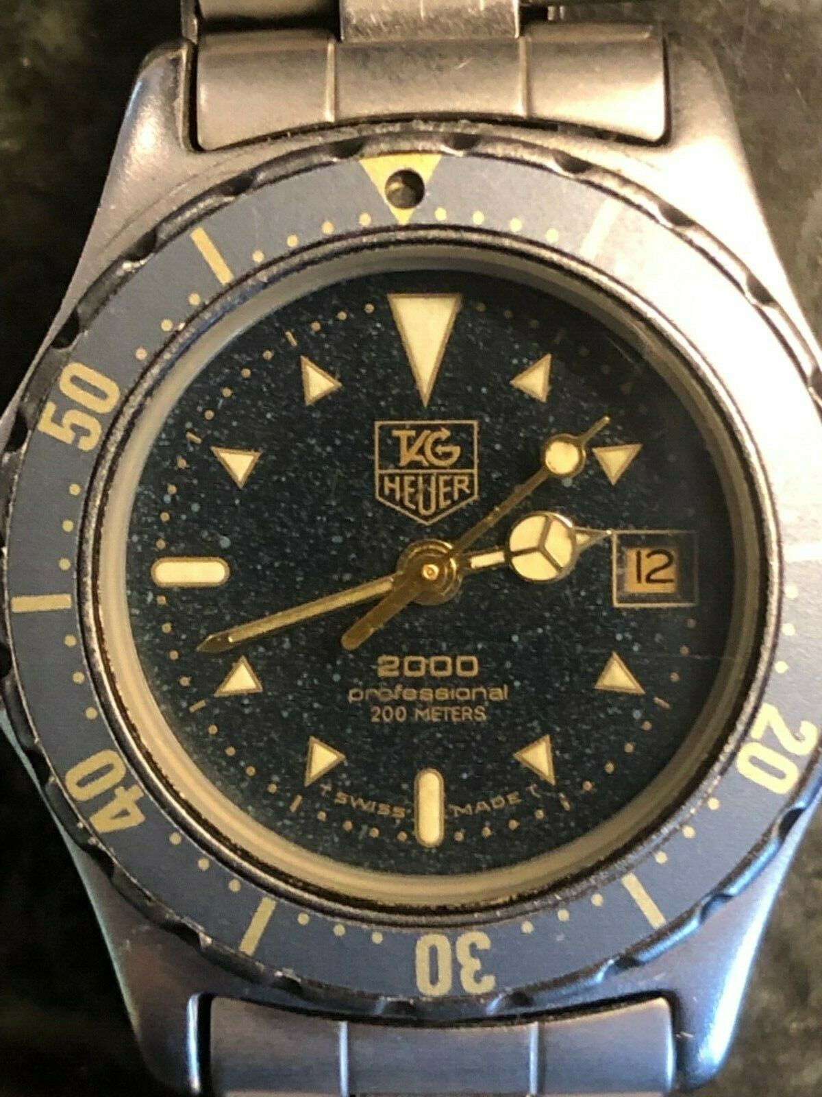 TAG Heuer 2000 Professional 200m diver's watch Speckled Navy Dial