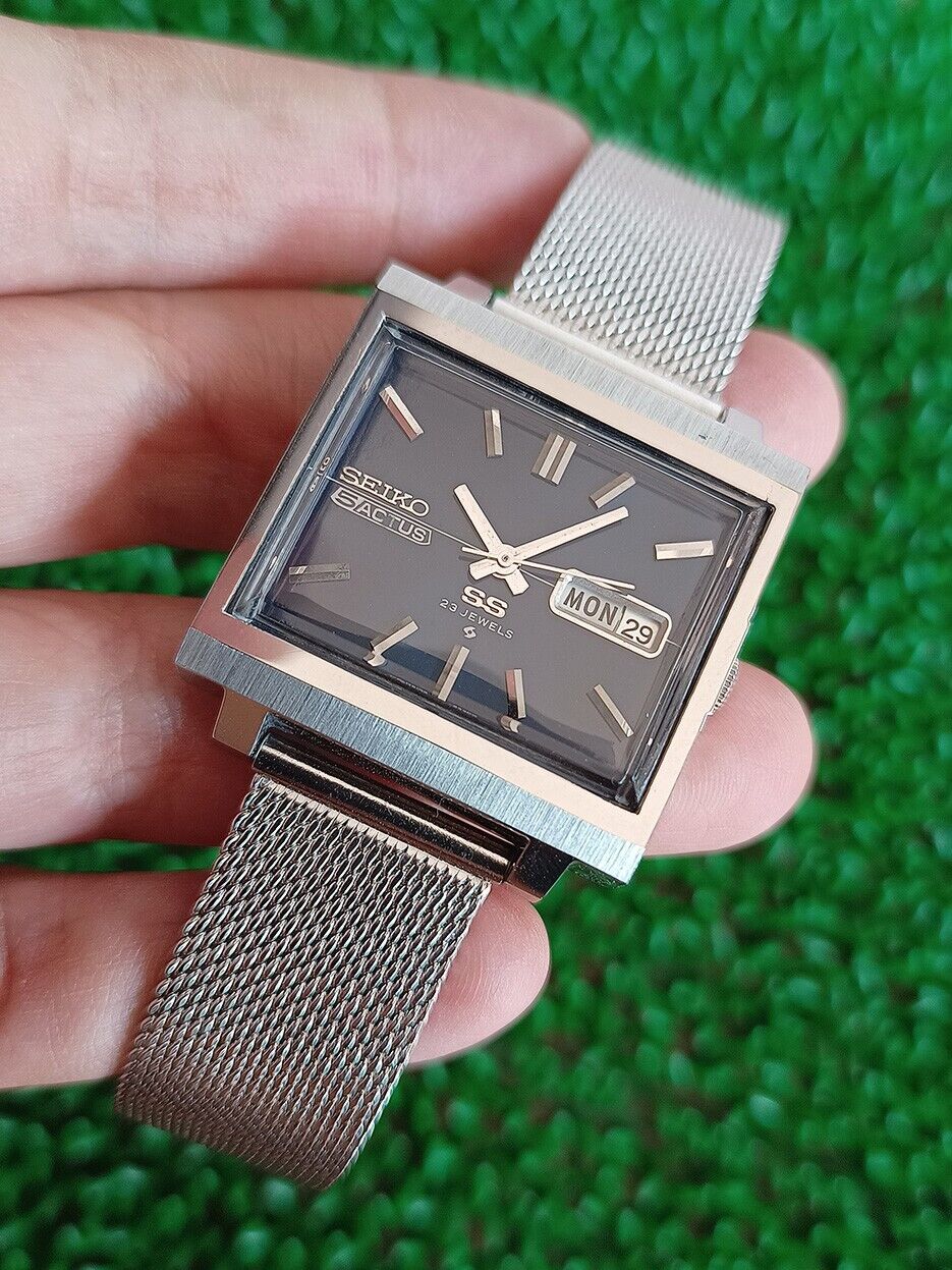 Nice Vintage Seiko 5 Actus 6106-5440 blue dial TV case Automatic