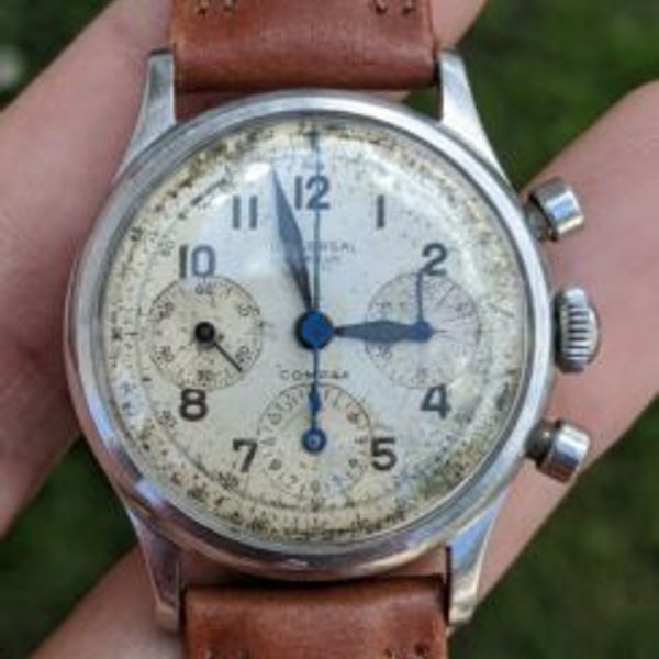 Universal Geneve Compax Chronograph Wristwatch Ref.# 22278 Cal. 281 ...
